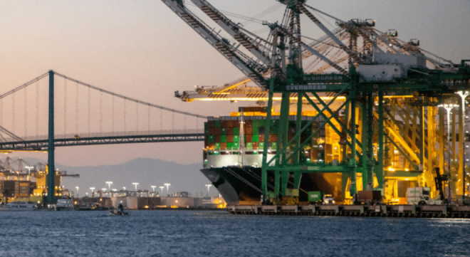 码头工人罢工，美国西海岸码头又陷入瘫痪！